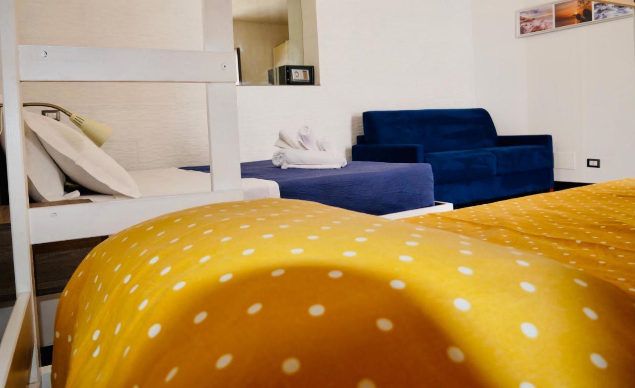 "Sweet Life" Casa Vacanze Lipari  Bagian luar foto