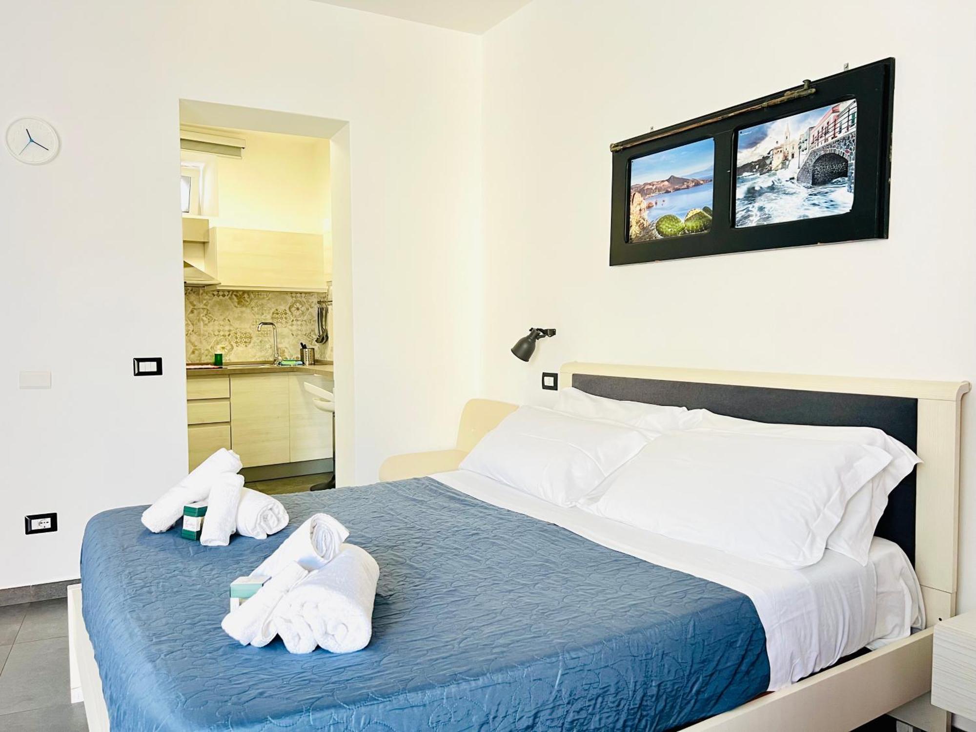 "Sweet Life" Casa Vacanze Lipari  Bagian luar foto