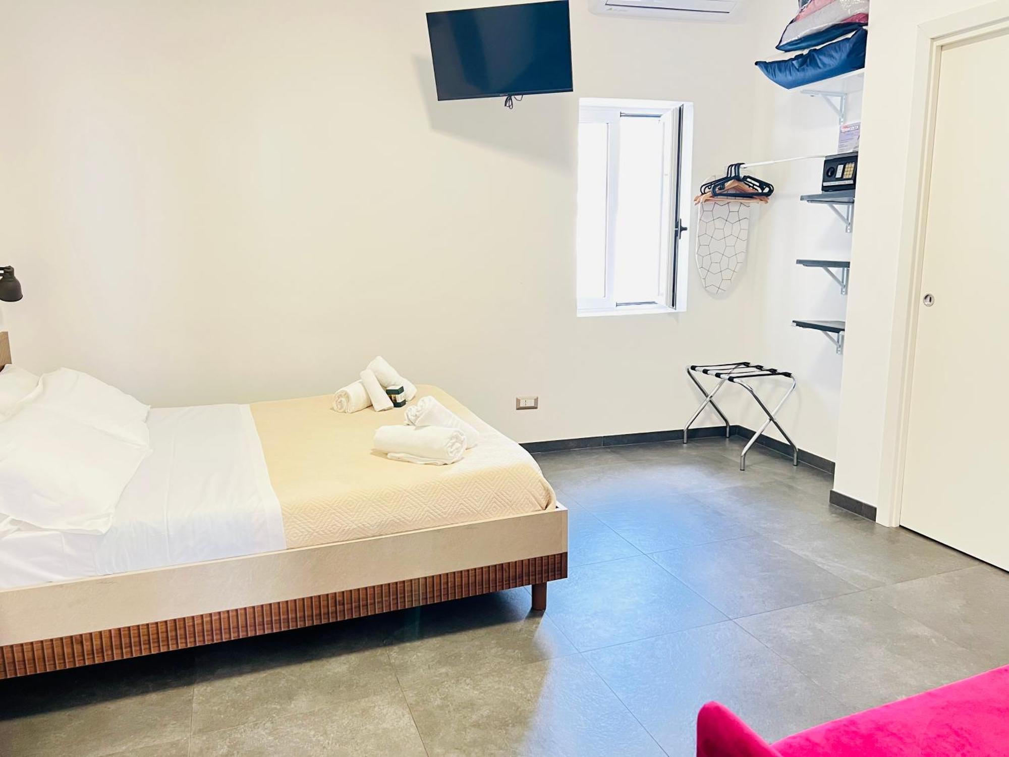 "Sweet Life" Casa Vacanze Lipari  Bagian luar foto