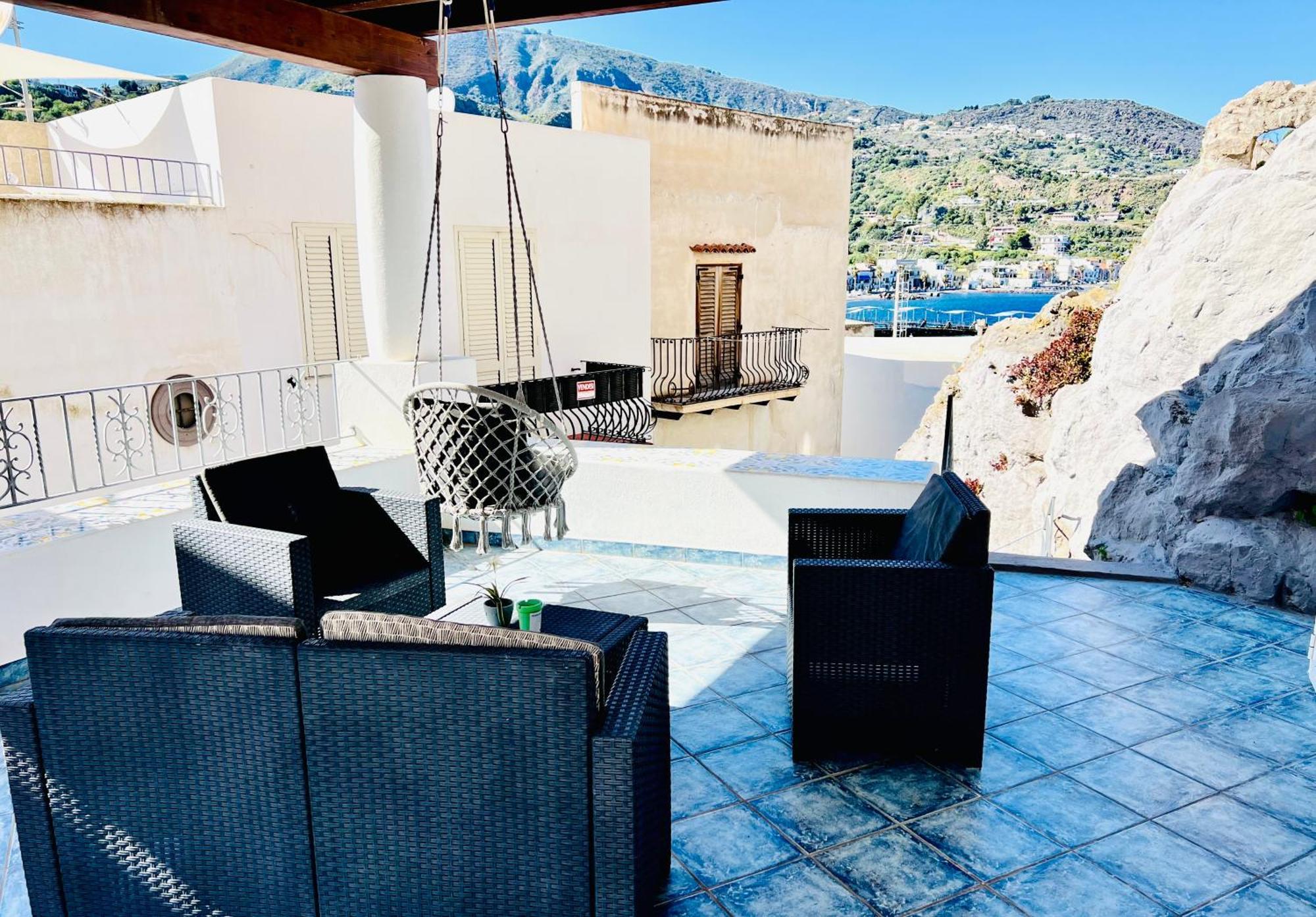 "Sweet Life" Casa Vacanze Lipari  Bagian luar foto