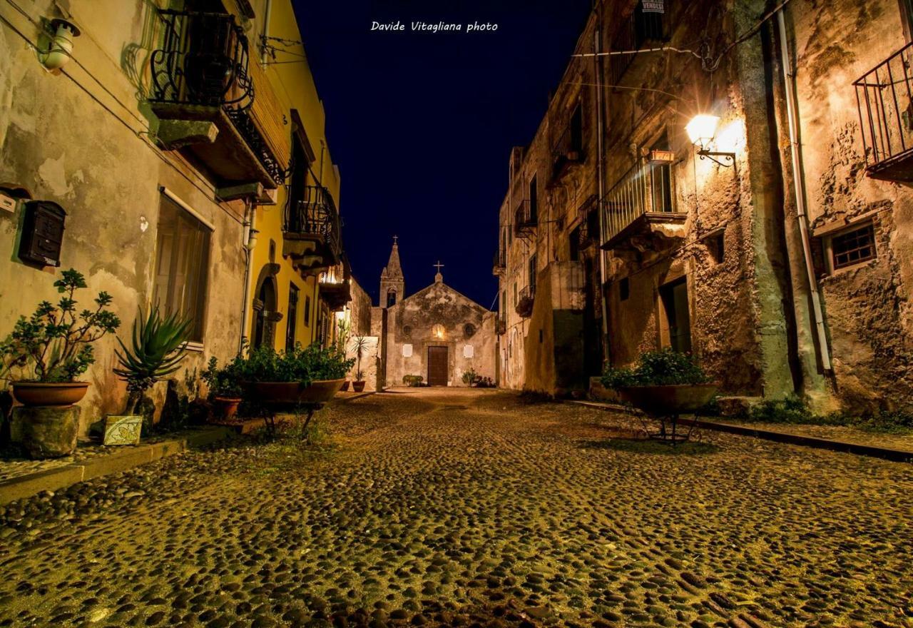 "Sweet Life" Casa Vacanze Lipari  Bagian luar foto
